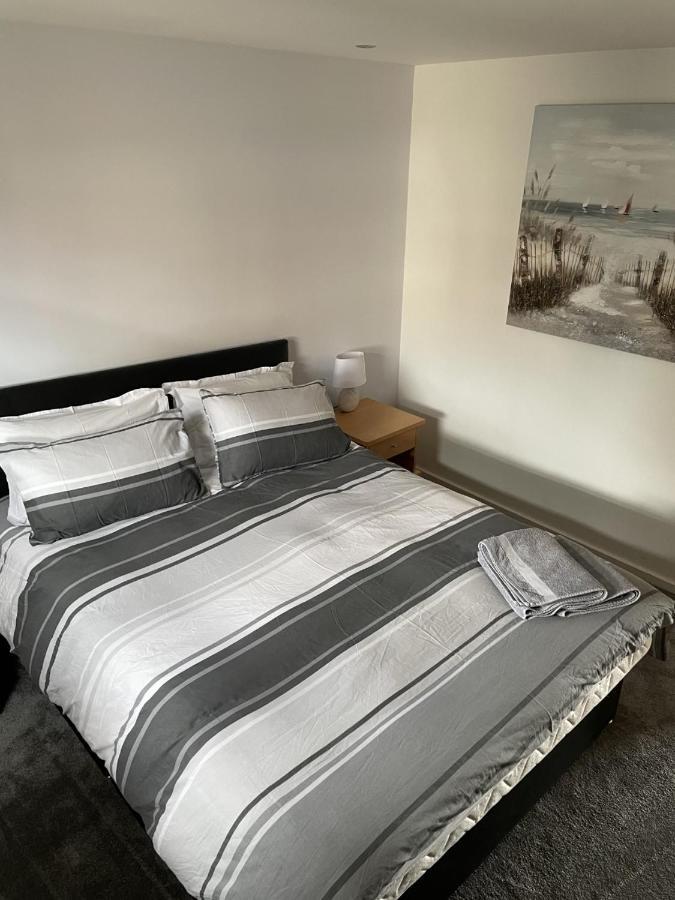 Beach Front Ground Floor Apartment Llanelli Exterior foto